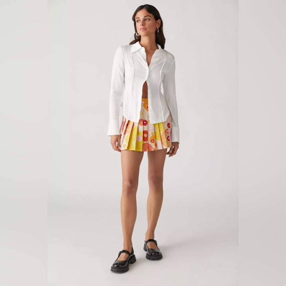 UO Hayley Linen Floral Mini Skirt